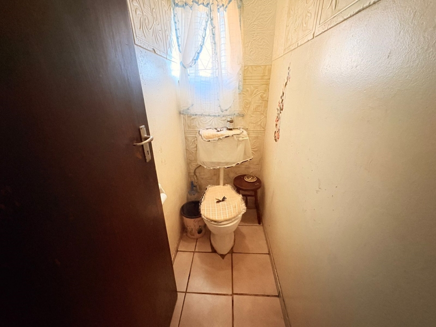 4 Bedroom Property for Sale in Sasolburg Ext 12 Free State
